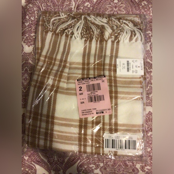 NWT J. Crew Classic Plaid Scarf - Picture 3 of 3